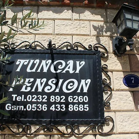 トゥンジャイ ペンション *