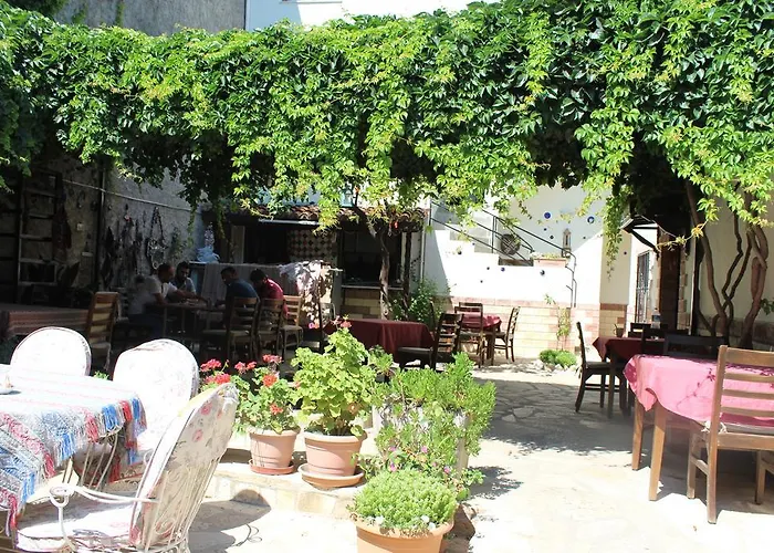 トゥンジャイ ペンション *