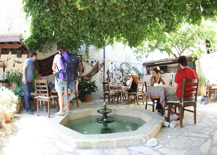 トゥンジャイ ペンション セルチュク