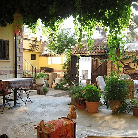 Tuncay Πανσιόν