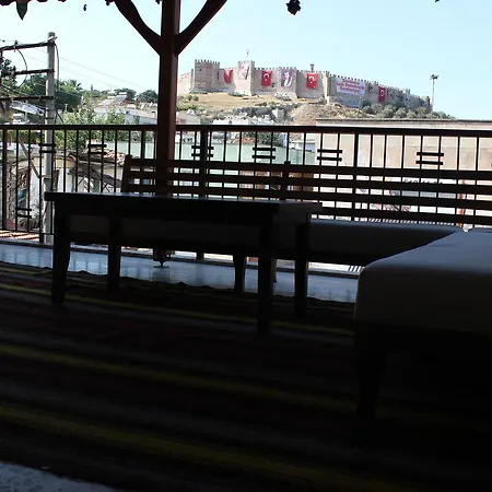 Tuncay * Σελτσούκ